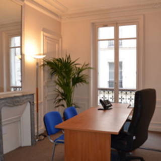 Bureau privé 14 m² 1 poste Location bureau Rue de Monceau Paris 75008 - photo 3